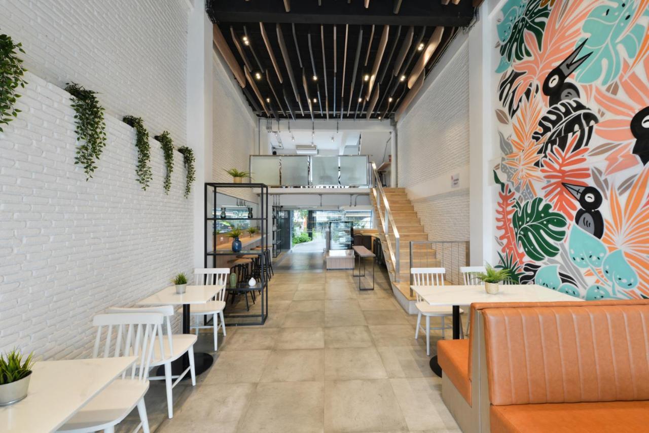 Aspira One Sutthisan Bangkok Exterior foto